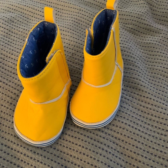 baby rain boots